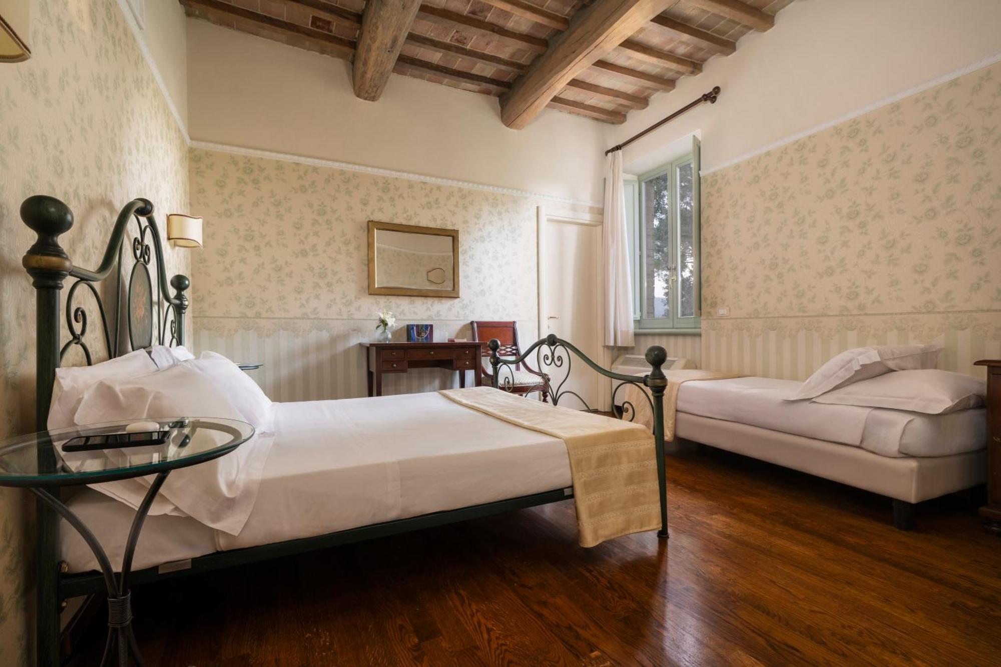 Relais Parco Dei Cavalieri Assisi Hotel Petrignano Exterior foto